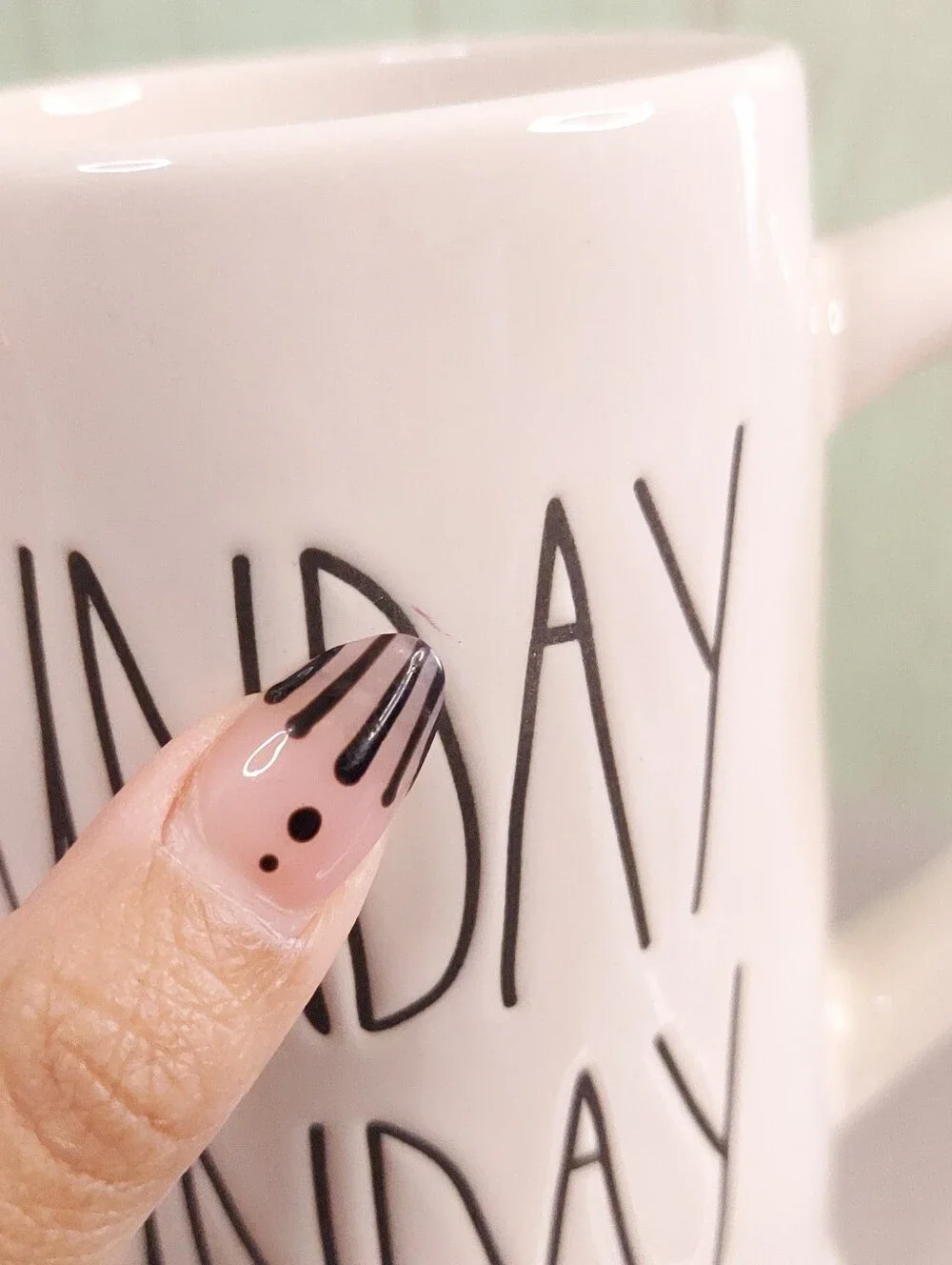Rae Dunn - SUNDAY FUN DAY - white ceramic Stein/Mug